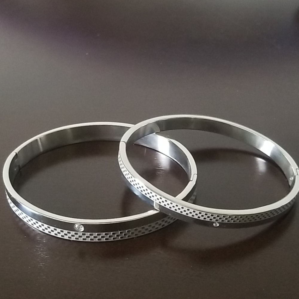 Bangles - Picture 2 of 12